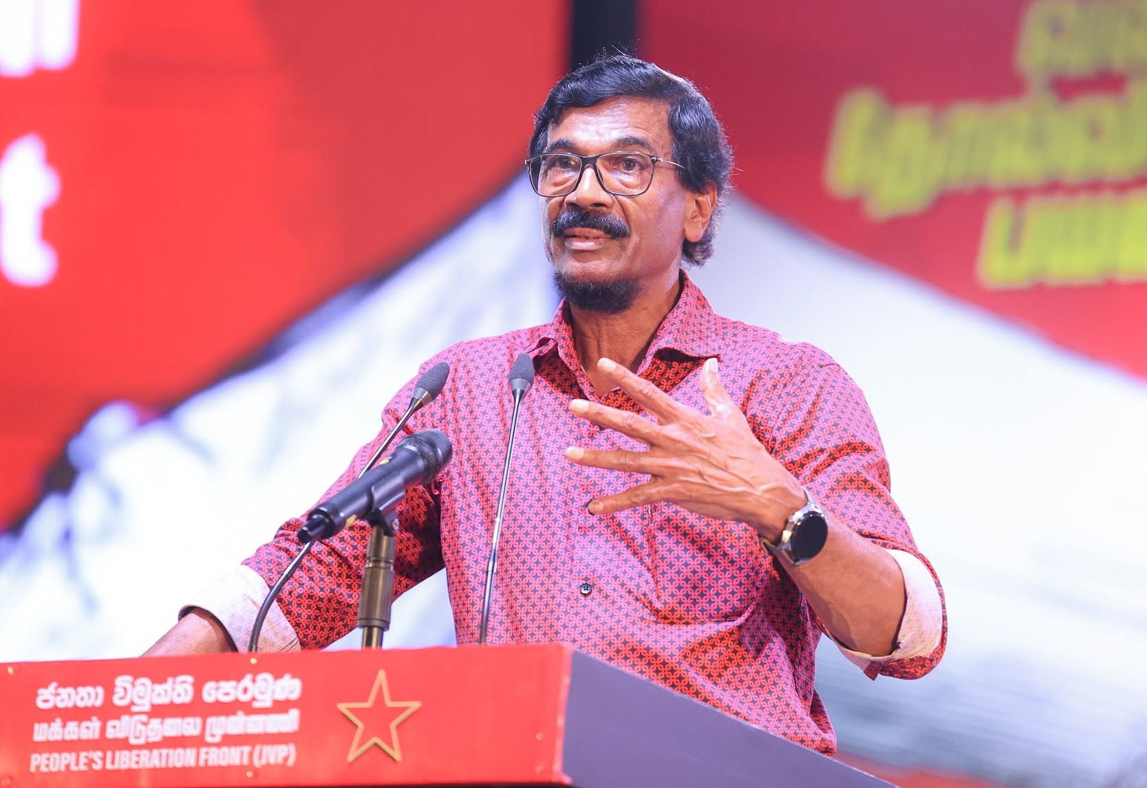 மாகாண சபைத் தேர்தலை நடத்த அரசு தயார்  வழக்குகளில் இருந்து தப்புவதற்காகவே ரணில் – சஜித் – நாமல் அணிகள் இணைவு  – ஜே.வி.பியின் பொதுச்செயலர் ரில்வின் சில்வா குற்றச்சாட்டு.