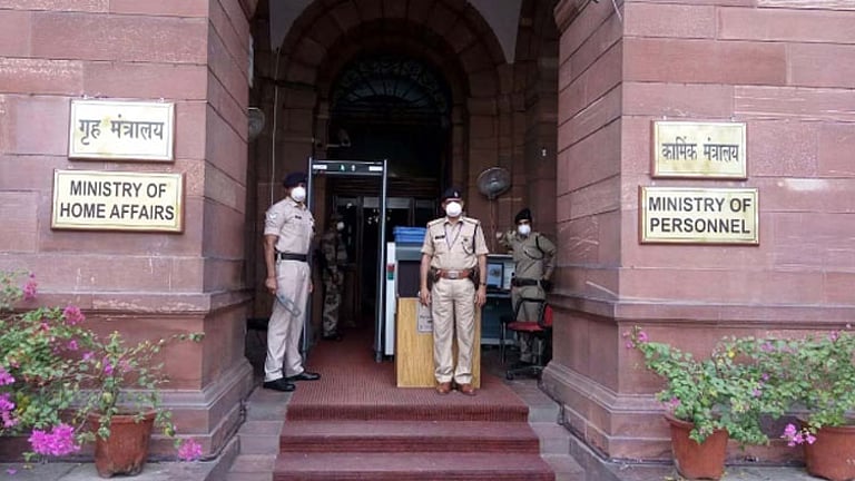 23 பேரை பயங்கரவாதிகளாக அறிவித்தது மத்திய உள்துறை அமைச்சகம்!