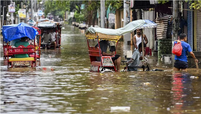 அசாமில் கனமழை, வெள்ளம்: பலி எண்ணிக்கை 66 ஆக உயர்வு