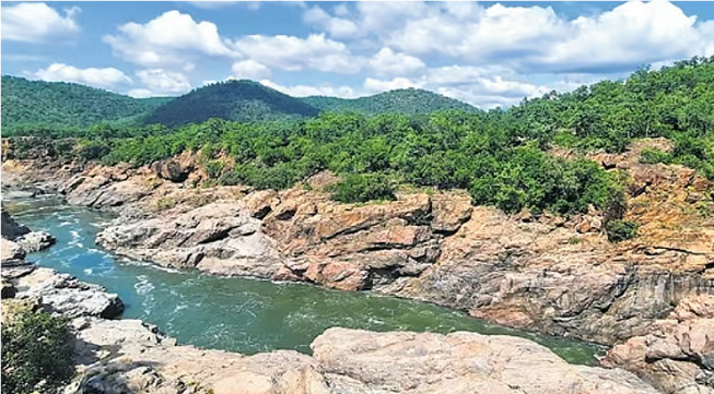 தமிழ்நாட்டுக்கு காவிரி நீரைத் திறந்துவிட கர்நாடகத்துக்கு உத்தரவு!