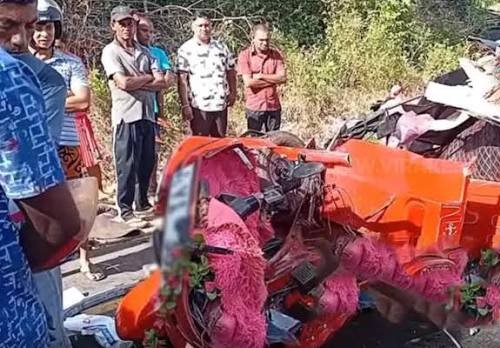 அனுராதபுரத்தில் இடம்பெற்ற கோர விபத்தில்  பத்து நாள் பச்சிளம் குழந்தை உட்பட ஒரே குடும்பத்தைச் சேர்ந்த மூவர் பலி!
