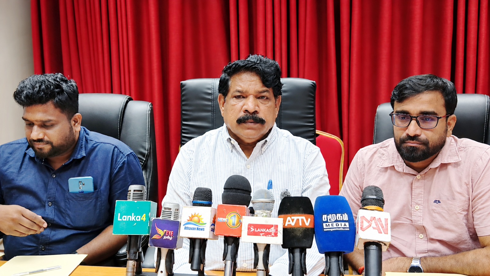 இரு நாடுகளின் மீனவர் பிரச்சினைக்குத் தீர்வு காண செப். 25ஆம் திகதி அதிகாரிகள் குழு இந்தியா விஜயம்  – கடற்றொழில் அமைச்சர் சந்திரசேகர் அறிவிப்பு.